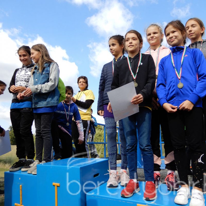 Mezei futóbajnokság Berettyóújfaluban 114